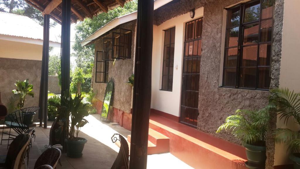 Mama Simba Bed And Breakfast Moshi Extérieur photo